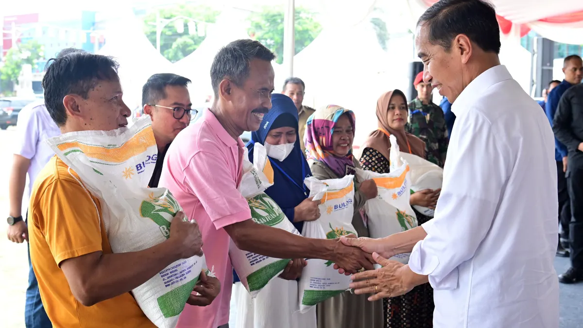 Penyaluran bantuan sosial (bansos) untuk alokasi anggaran tahun 2024 saat ini masih terus dilakukan oleh pemerintah kepada masyarakat yang berstatus Keluarga Penerima Manfaat (KPM)