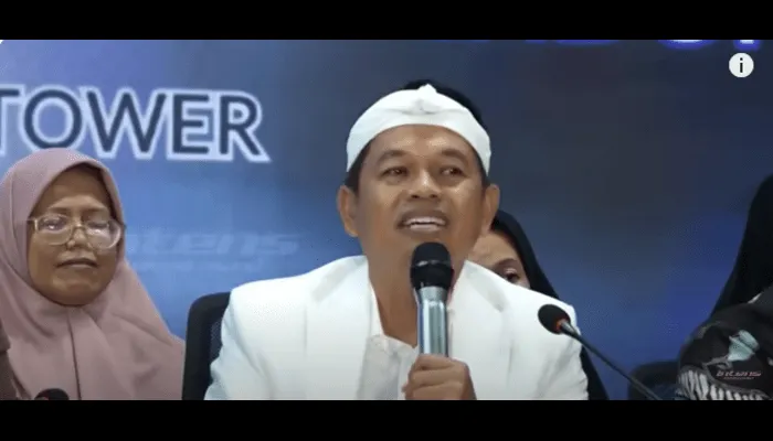 Mantan terpidana kasus pembunuhan Eki dan Vina, Saka Tatal, meminta mantan Bupati Purwakarta, Dedi Mulyadi, untuk bersaksi dalam sidang peninjauan kembali (PK)