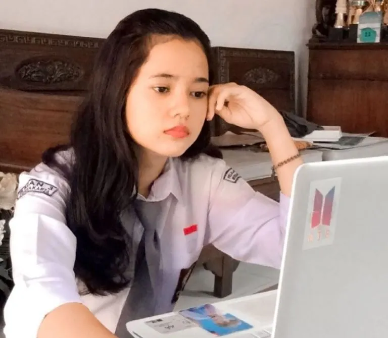 Potret siswi SMA Negeri 3 Yogyakarta.