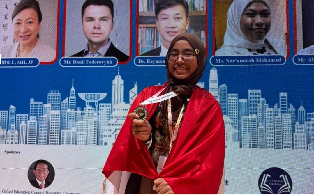 Salah satu siswa yang turut berkontribusi dalam kemenangan Indonesia adalah Ananda Nazla Filia Adzkia Taqiya, siswa SMA Pribadi Bandung.