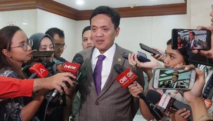 Wakil Ketua Umum Partai Gerindra Sekaligus Wakil Ketua Komisi III DPR RI, Habiburokhman