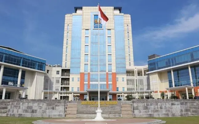 10 Jurusan Kuliah Terbaik di Unesa yang Punya Jenjang Karier Menjanjikan