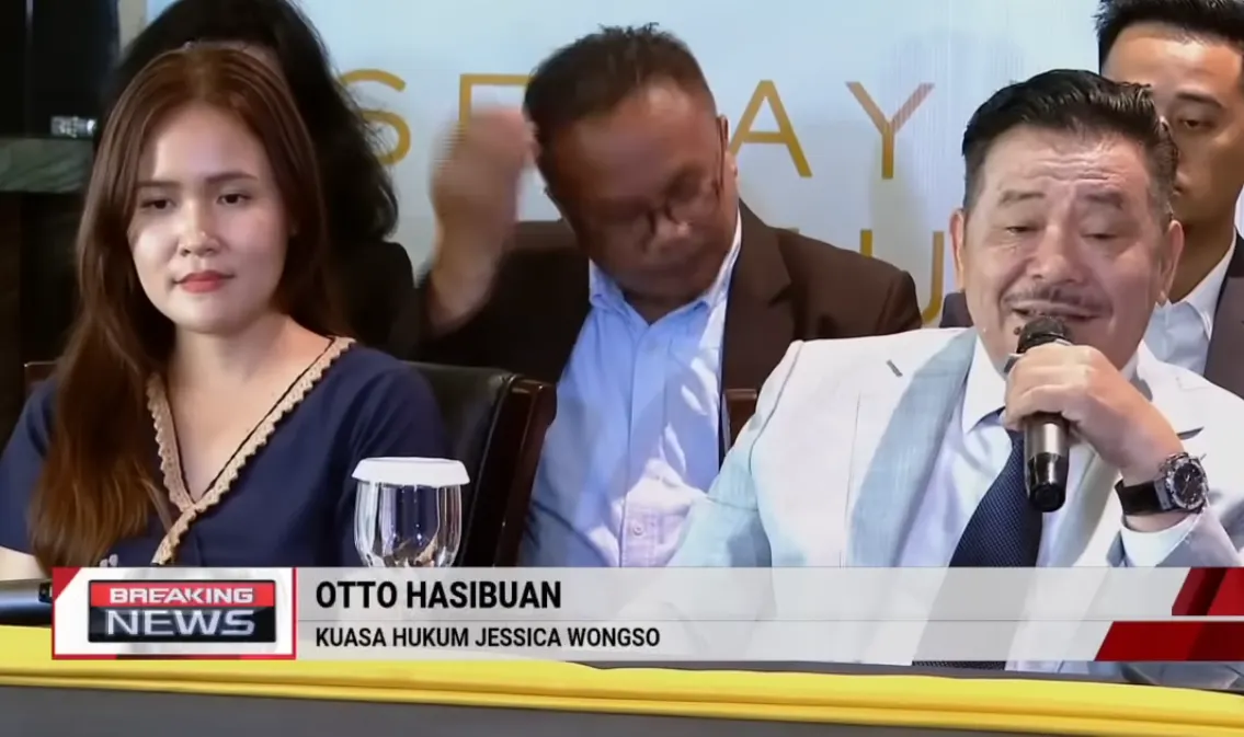 Otto Hasibuan bersama Jessica Wongso di hari pembebasan bersyarat Minggu 18 Agustus 2024