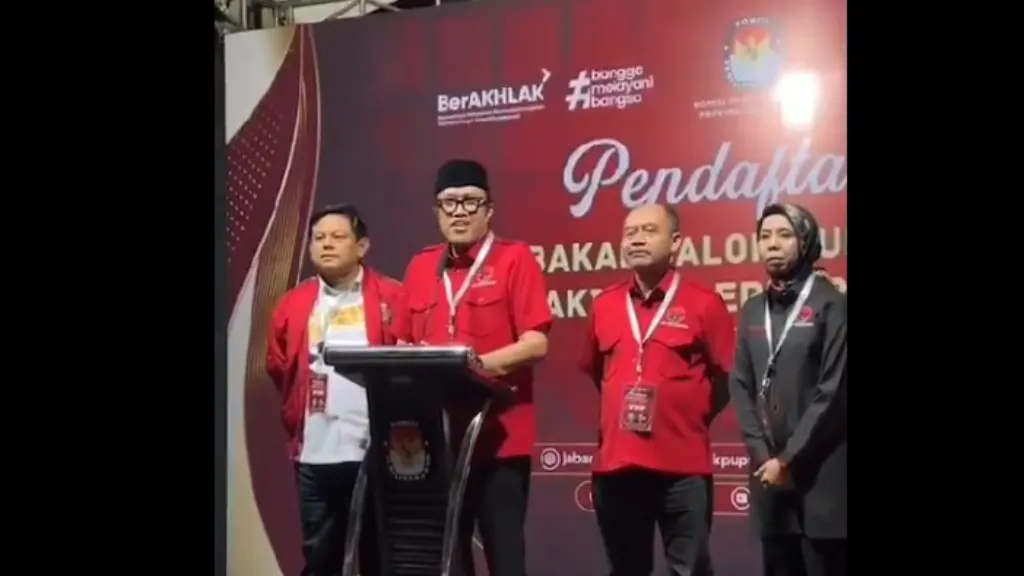 Ketua DPD PDIP Jawa Barat, Ono Surono