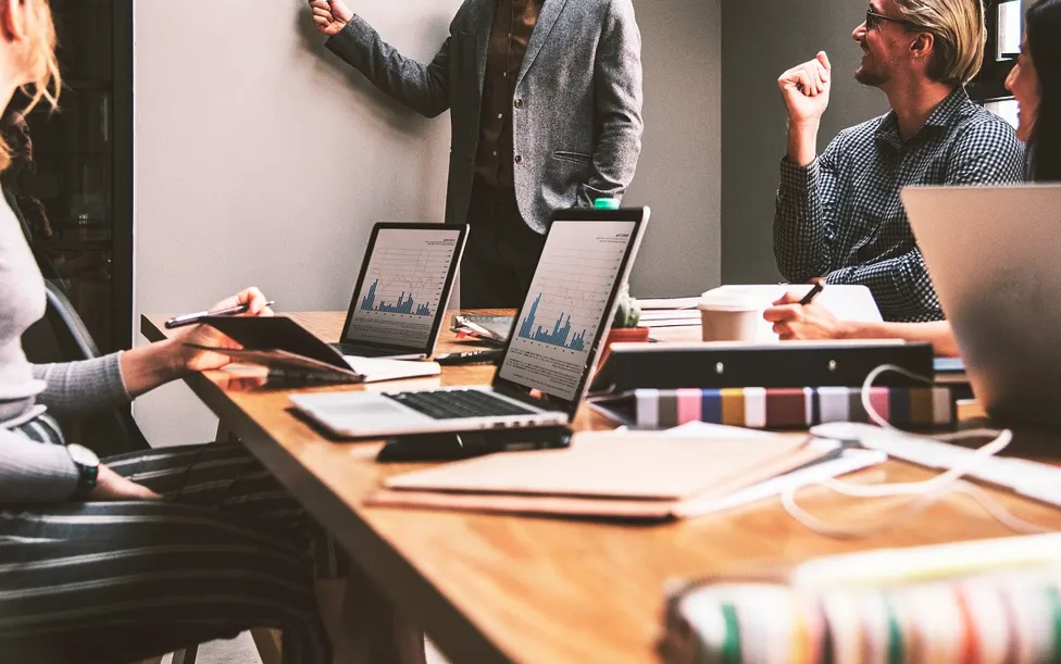 8 Ide Bisnis yang Bakal Laris Manis di Masa Depan