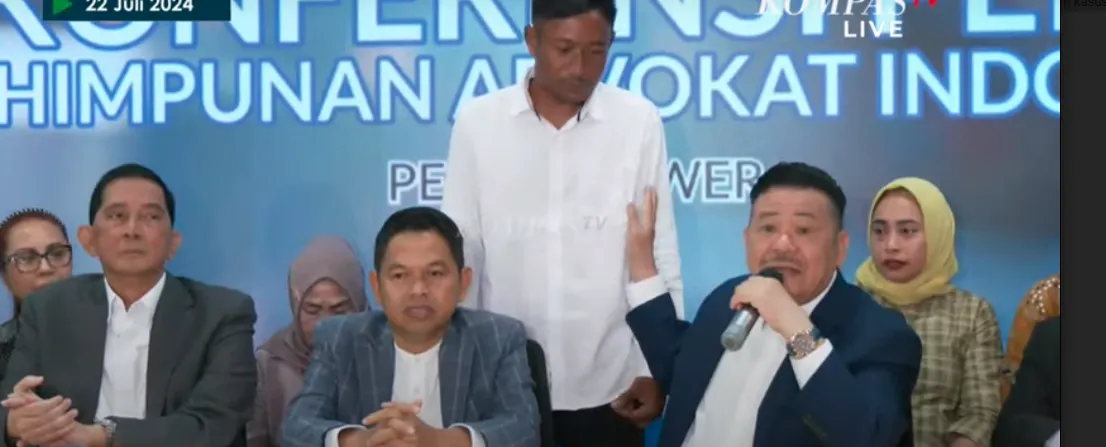 Dedi Mulyadi didampingi pengacara dan Dede saksi Kunci didampingi Otto Hasibuan 