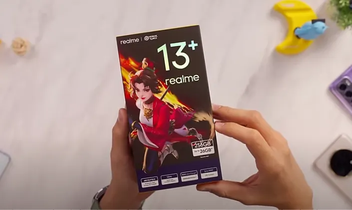 realme 13 Plus yang dibanderol dengan harga Rp5 juta ini ditenagai oleh prosesor MediaTek Dimensity 7300.