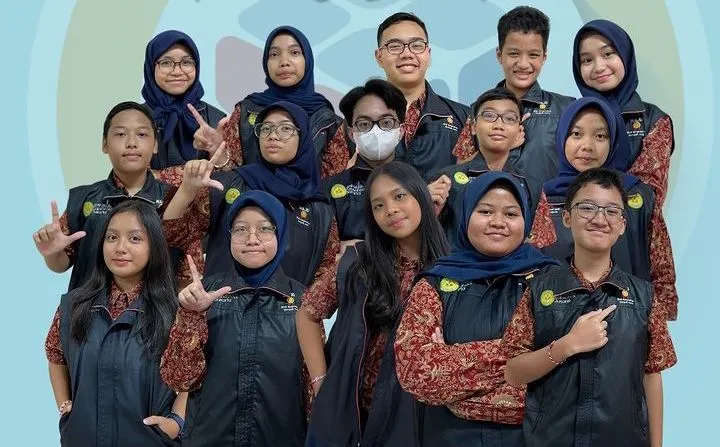 SMP Labschool Jakarta.