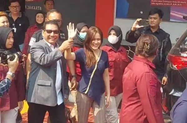 Pakar Hukum Pidana, Asep Iwan Irawan, mengatakan bahwa sejak awal seharusnya Jessica Kumala Wongso dibebaskan.