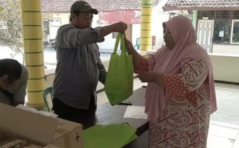 Dalam sisa 10 hari menuju akhir September 2024, terdapat 5 jenis bantuan tunai yang akan dicairkan secara serentak kepada penerima manfaat.