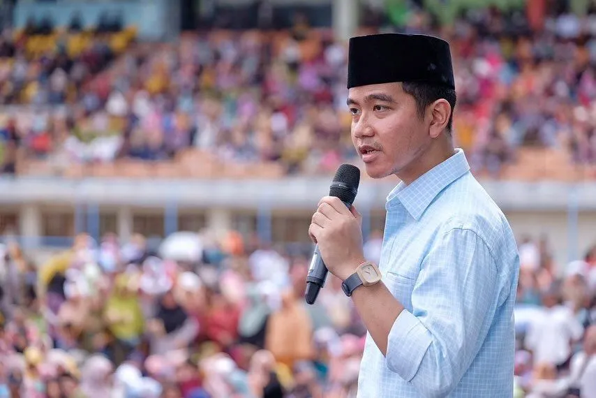 Walikota Solo Gibran Rakabuming tak lama lagi akan dilantik sebagai wakil presiden RI mendampingi presiden terpilih Prabowo Subianto.