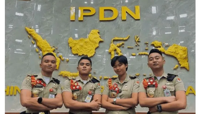 Akan tetapi ada juga sekolah kedinasan yang kuota penerimaannya justru naik drastis, yaitu Institut Pemerintahan Dalam Negeri (IPDN).