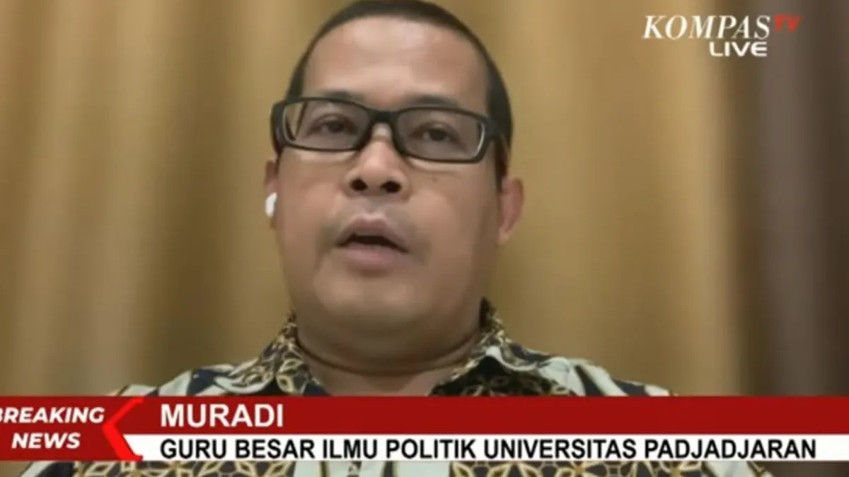 Guru Besar Ilmu Poltik Universitas Padjadjaran (UNPAD) Professor Muradi