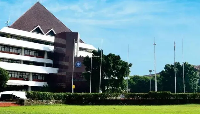 Institut Pertanian Bogor (IPB)