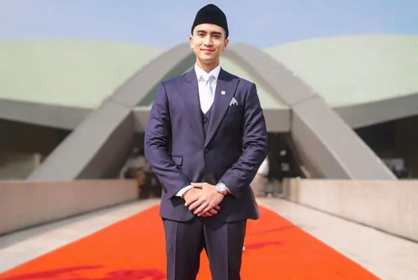 Usai dilantik menjadi anggota DPR RI, Verrel Bramasta mengaku akan menyumbangkan gajinya selama satu tahun untuk kegiatan amal.