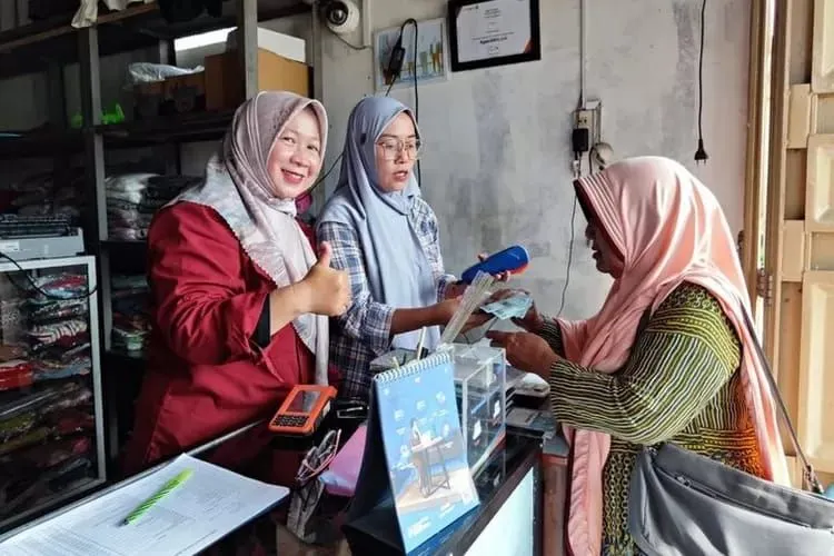 Sedangkan untuk BPNT dengan KKS BSI hingga kini belum adanya informasi terkait pencairan di rekening masing- masing KPM.