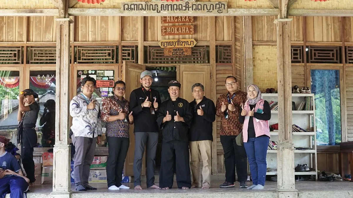 Bantuan ini sekaligus menjadi momen berbagi kebahagiaan dalam rangka menyambut Hari Listrik Nasional ke-79 yang jatuh pada 27 Oktober 2024.