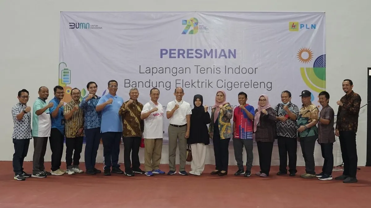 Lapangan tenis tersebut dapat menjadi salah satu wadah untuk menjaga kesehatan fisik serta mempererat ikatan antarpegawai.