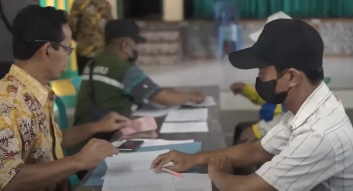 Oleh sebab itu, para KPM diharapkan terus bersabar dan terus mengecek secara berkala saldo bantuan di rekening masing- masing.