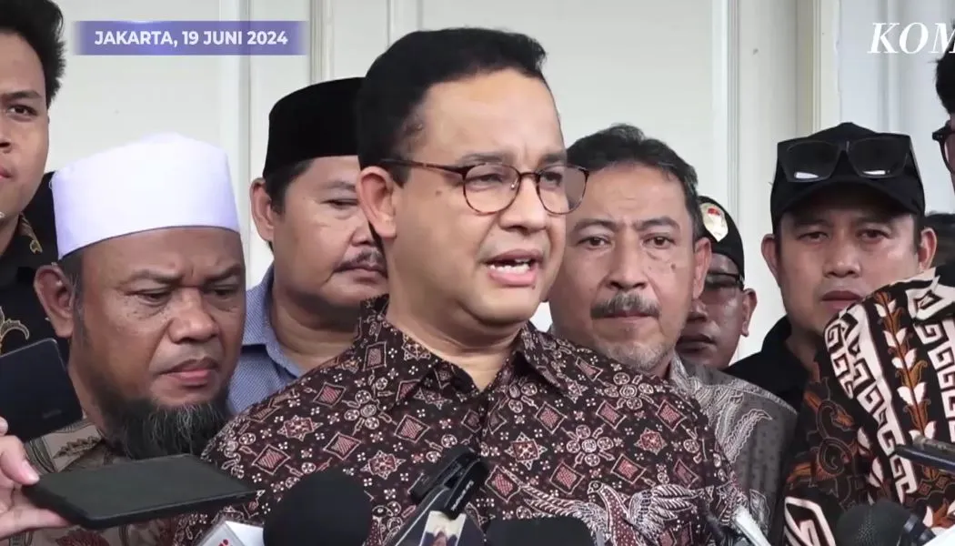 Anies Baswedan enggan buka suara terkait kabar Partai Keadilan Sejahtera (PKS) yang ditawari kursi calon wakil gubernur Jakarta oleh Koalisi Indonesia Maju (KIM).