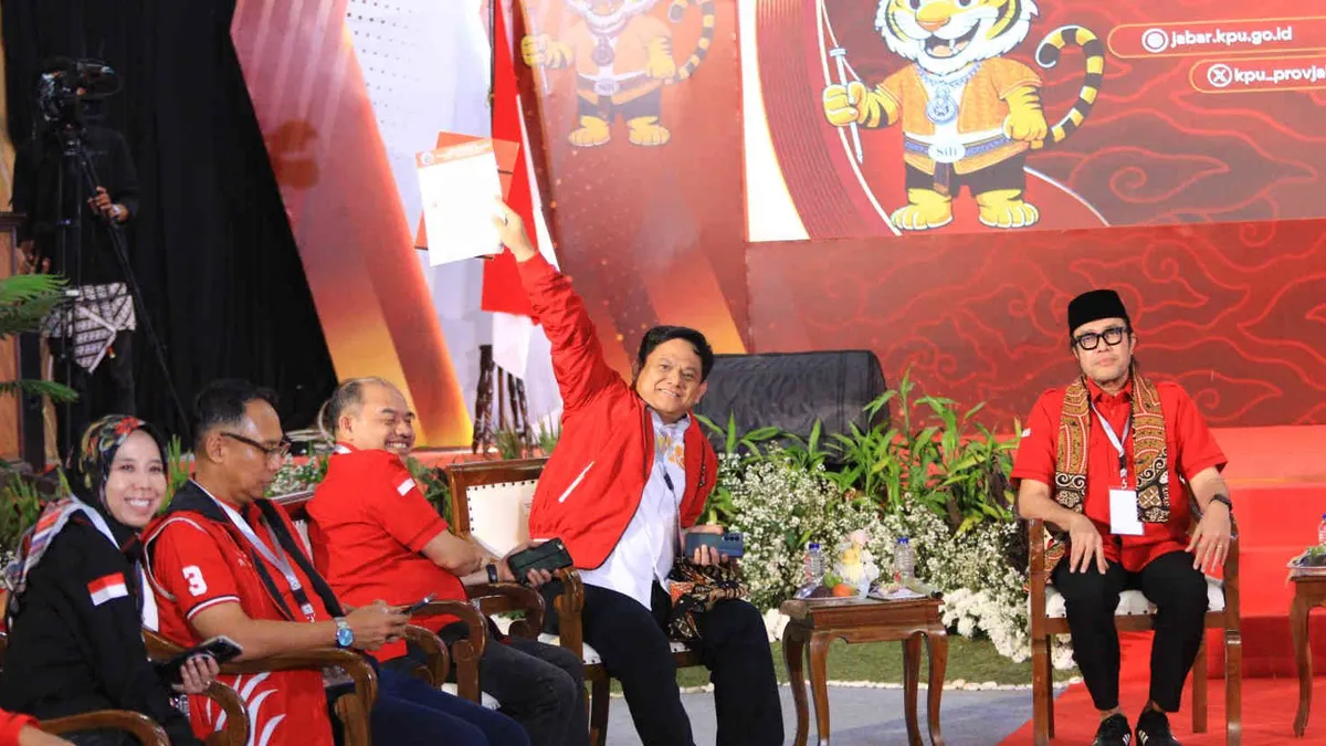 Ono Surono Daftarkan Jeje Wiradinata dan Ronald Surapradja Sebagai Bakal Calon Gubernur dan Wakil Gubernur Jawa Barat 2024