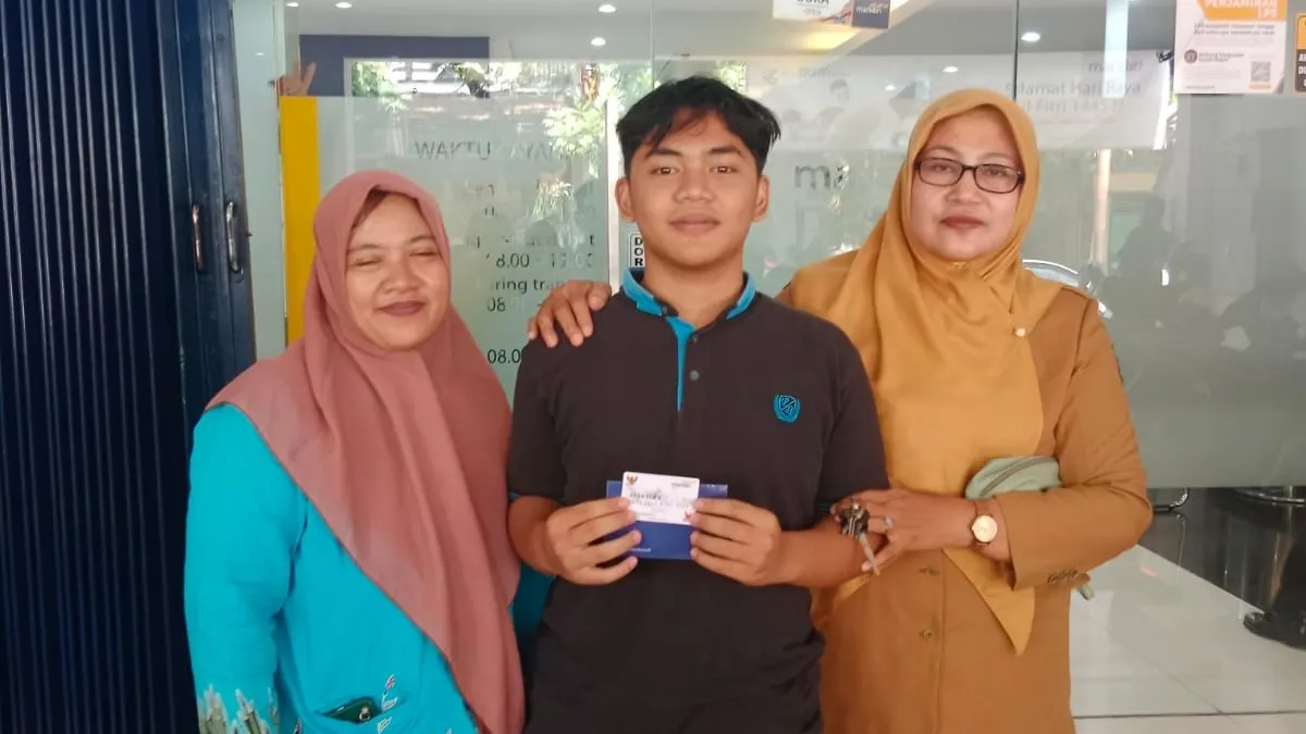 Pencairan bansos Kemensos dilakukan secara bertahap baik melalui KKS ATM Merah Putih dan Bank Himbara