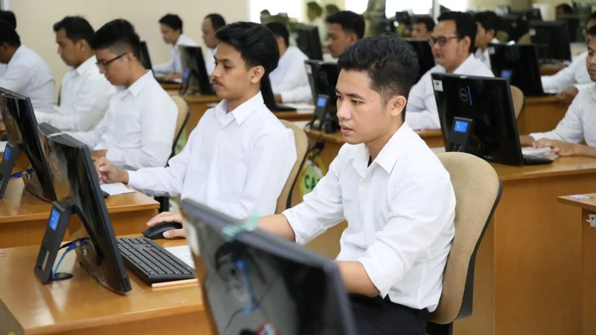 Setelah hasil Seleksi Administrasi diumumkan, diketahui ada 10 instansi pusat dan daerah dengan tingkat persaingan tertinggi di CPNS 2024.