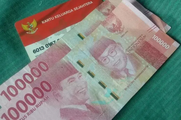 Ilustrasi bantuan sosial PKH dan BPNT