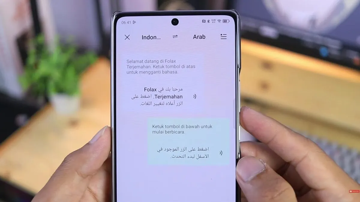 Salah satu kegunaan dari Folax yang dapat memudahkan penggunanya adalah menerjemahkan teks dan suara dari bahasa Indonesia ke bahasa asing.