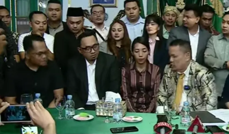 Sidang Peninjauan Kembali mantan terpidana Saka Tatal, mendapat tanggapan langsung dari Iptu Rudiana dan Tim Kuasa Hukum keluarga Vina.