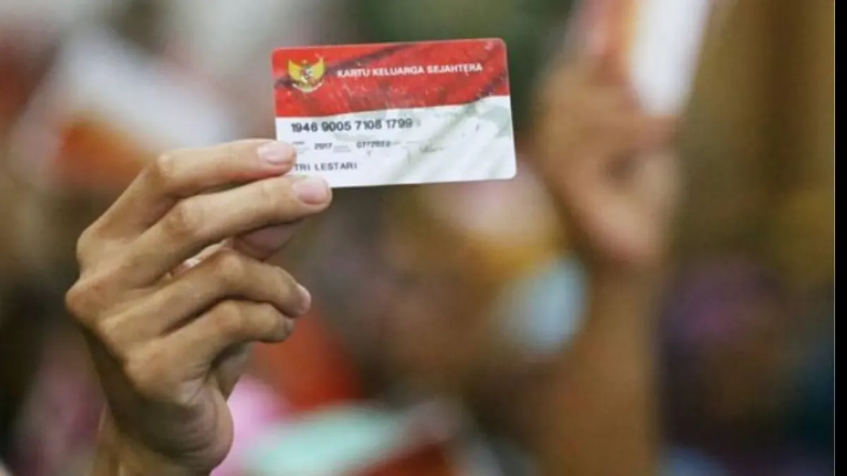 Berdasarkan pola pencairan bansos yang sebelumnya, jika KKS BSI yang cair duluan, kemungkinan besar KKS Mandiri yang akan menyusul cair.