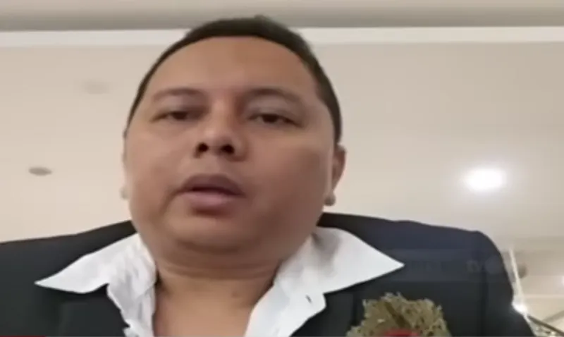 Berubahnya status penyebab kematian Vina dari laka lantas menjadi pembunuhan berencana dan pemerkosaan, membuat Saka Tatal mendekam di sel.
