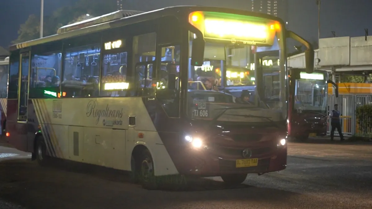 Perkembangan transportasi di DKI Jakarta mengalami peningkatan pesat seiring berjalannya waktu, terutama sejak kehadiran MRT, LRT, dan Transjakarta (TJ).