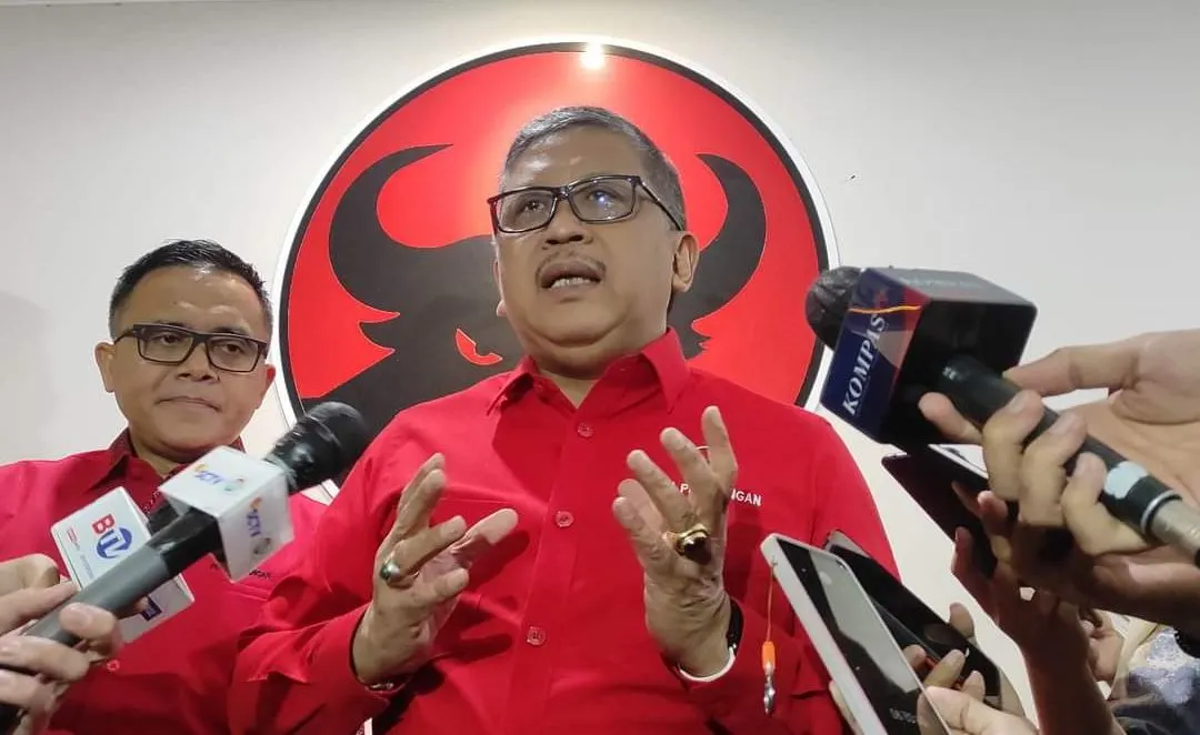 Disampaikan oleh Hasto Kristiyanto selaku Sekjen PDI Perjuangan, polemik akun Kaskus Fufufafa menunjukkan kondisi demokrasi yang makin tergerus.