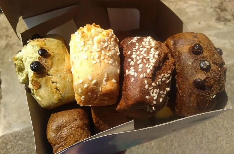 Varian rasa dari Kue Balok Mang Udju | Ada peluang bisnis yang menarik dan bisa dijalankan dengan modal kecil namun memiliki potensi keuntungan besar.