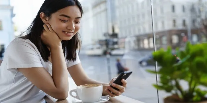 Sebelum melakukan pinjaman online, kamu perlu tahu tips menghindari modus penipuan pinjol agar kamu tidak menjadi korban selanjutnya. 