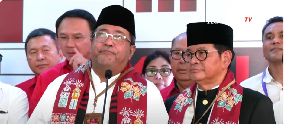 Rano Karno mengungkapkan isi pertemuan dengan Anies Baswedan. Dia mengatakan, mereka mengobrol jika misalnya jadi duet di Pilgub Jakarta.