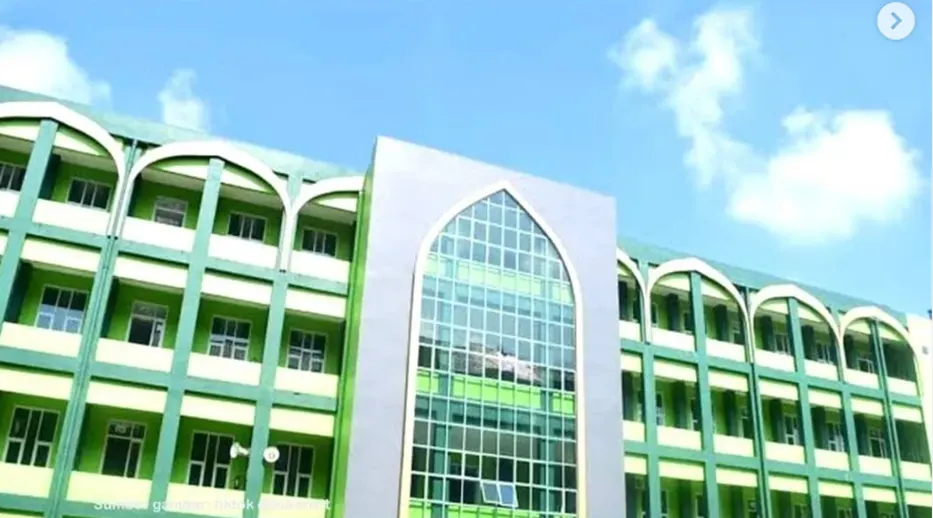 11 Perguruan Tinggi Keagamaan Negeri ini berubah status menjadi Universitas. Salah satunya seperti semula IAIN menjadi UIN.