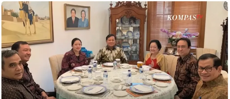 Sebelum pertemuan terjadi, Megawati Soekarnoputri sudah menyampaikan salam hormat untuk Prabowo Subianto.