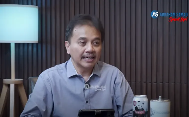 Roy Suryo menyebutkan, akun Kaskus fufufafa mempunyai hubungan atau keterkaitan dengan Chili Pari Catering milik Gibran Rakabuming Raka.