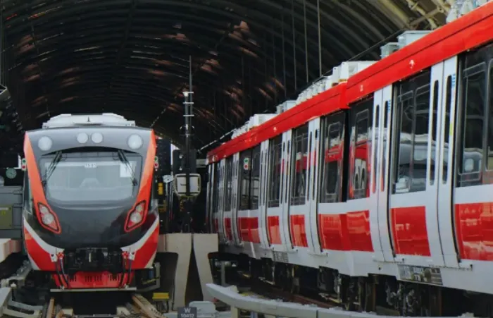 Badan Pusat Statistik (BPS) Provinsi DKI Jakarta juga telah mencatat bagaimana perkembangan MRT dan LRT di tahun 2024