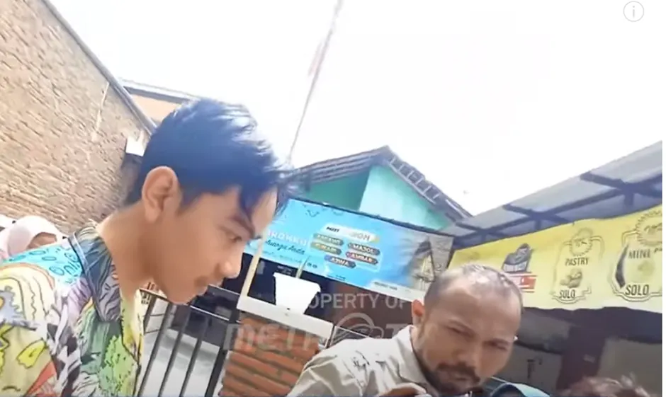 Dalam klarifikasinya, Gibran memberikan tanggapan terkait akun Fufufafa yang viral.