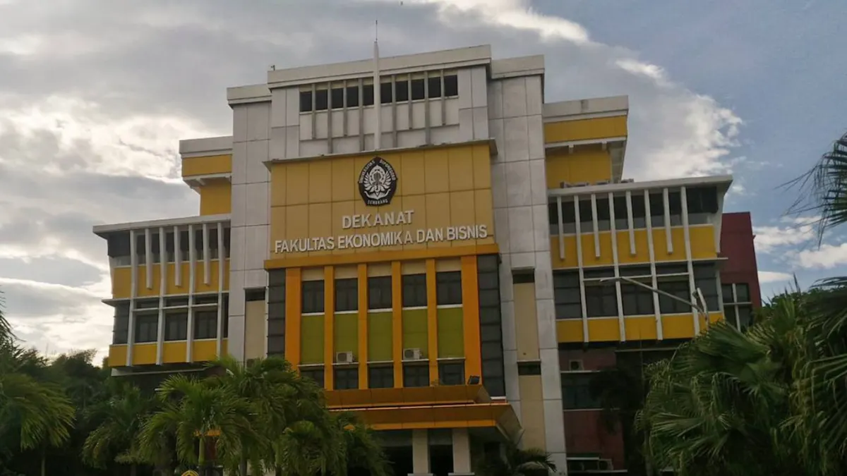 10 Universitas Jurusan Ekonomi dan Ekonometrika Terbaik