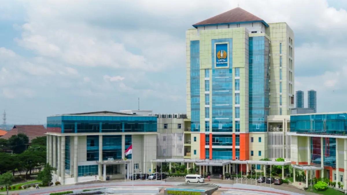 Gedung Universitas Negeri Surabya (UNESA)