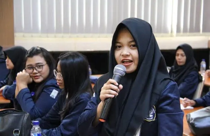 Berikut ini cara efektif yang bisa dilakukan mahasiswa untuk bisa dapat penghasilan selama kuliah.