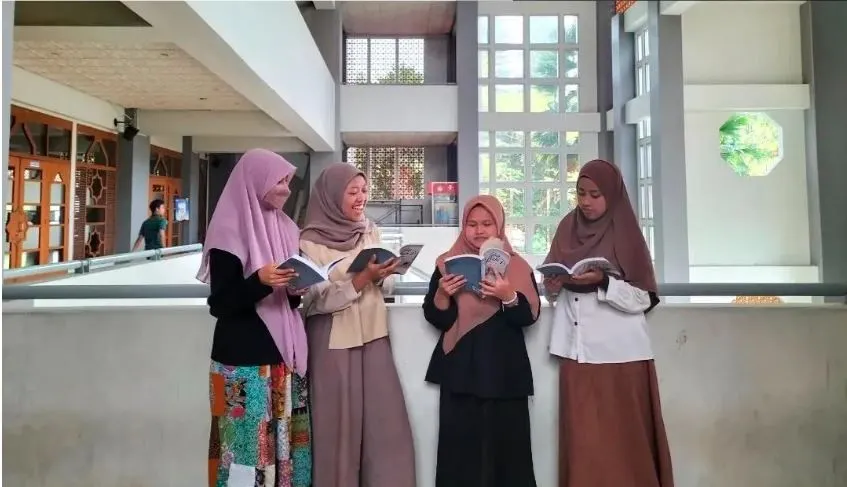Menginjak penyelenggaraan di tahun kelimanya, Majalah Mata Air menyiapkan total hadiah sebanyak 75 juta rupiah.