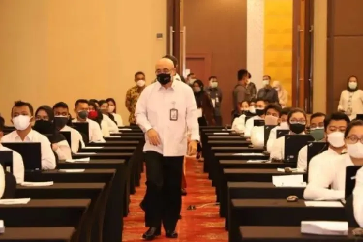 Bagi calon peserta yang bingung ternyata ada 2 instansi dengan 3 jabatan formasi kebutuhan kuota terbanyak untuk lulusan S1 di CPNS 2024.