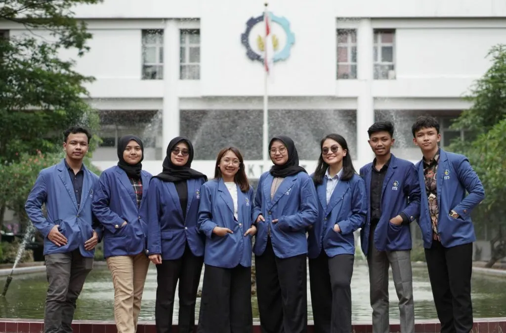 Institut Teknologi Sepuluh Nopember (ITS) menjadi Perguruan Tinggi Negeri (PTN) terkemuka dan ramai peminat di Indonesia.