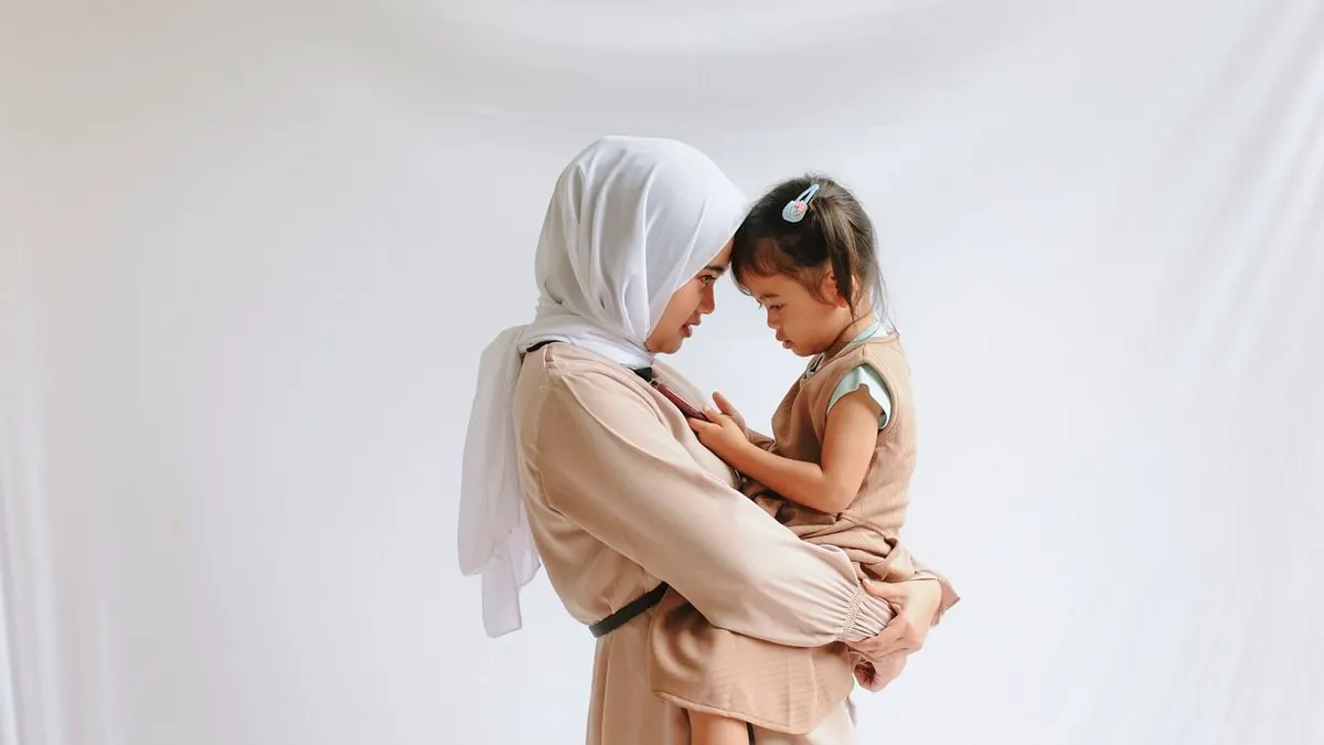 6 Ide Usaha Rumahan untuk Ibu Rumah Tangga Tanpa Meninggalkan Anak