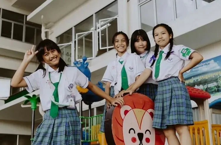 Ilustrasi Siswi SMP